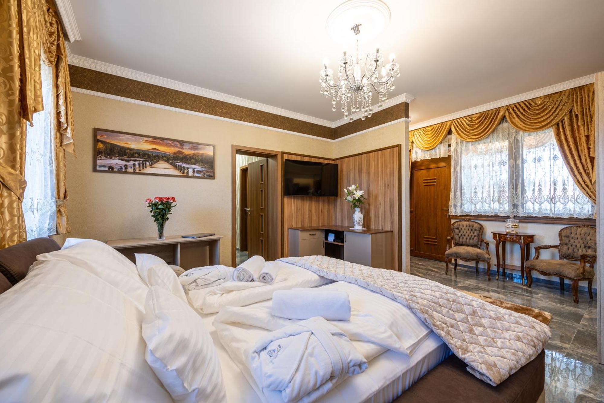 Voeroes Alom Panzio Bed & Breakfast Tiszakécske Eksteriør bilde